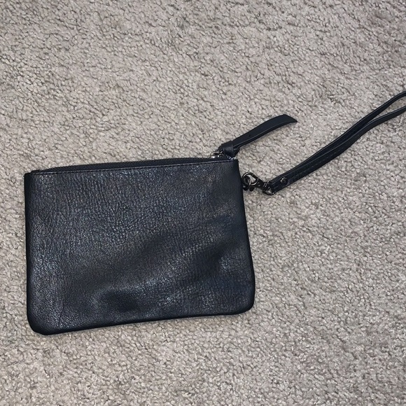 Clutch/ Wristlet, 8” x 6” - Picture 3 of 4